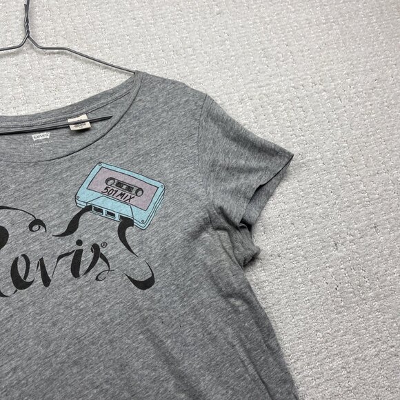 Levis T-Shirt Women’s Size Large Music Mix Tape 501 Graphic Groovy Tee Grey Read - Picture 4 of 16